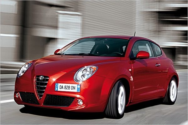 Mažas sportinis automobilis: Alfa Romeo pristato MiTo